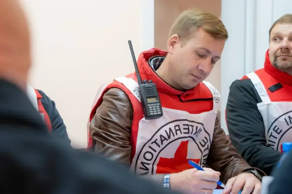Керівництво Херсона обговорило медичну співпрацю з Червоним Хрестом