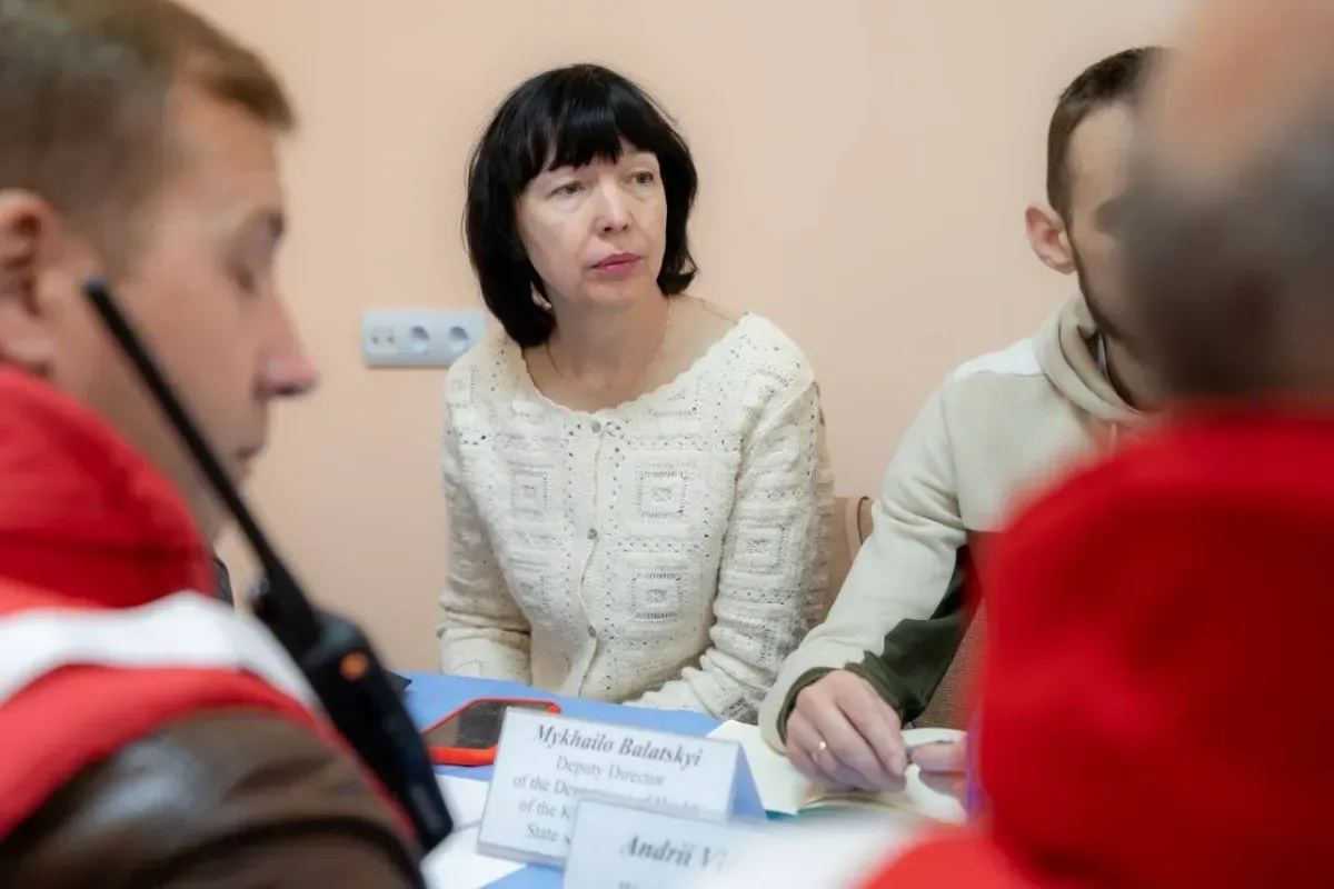 Начальники Херсонської МВА та ОВА зустрічаються з делегацією Міжнародного Комітету Червоного Хреста 1