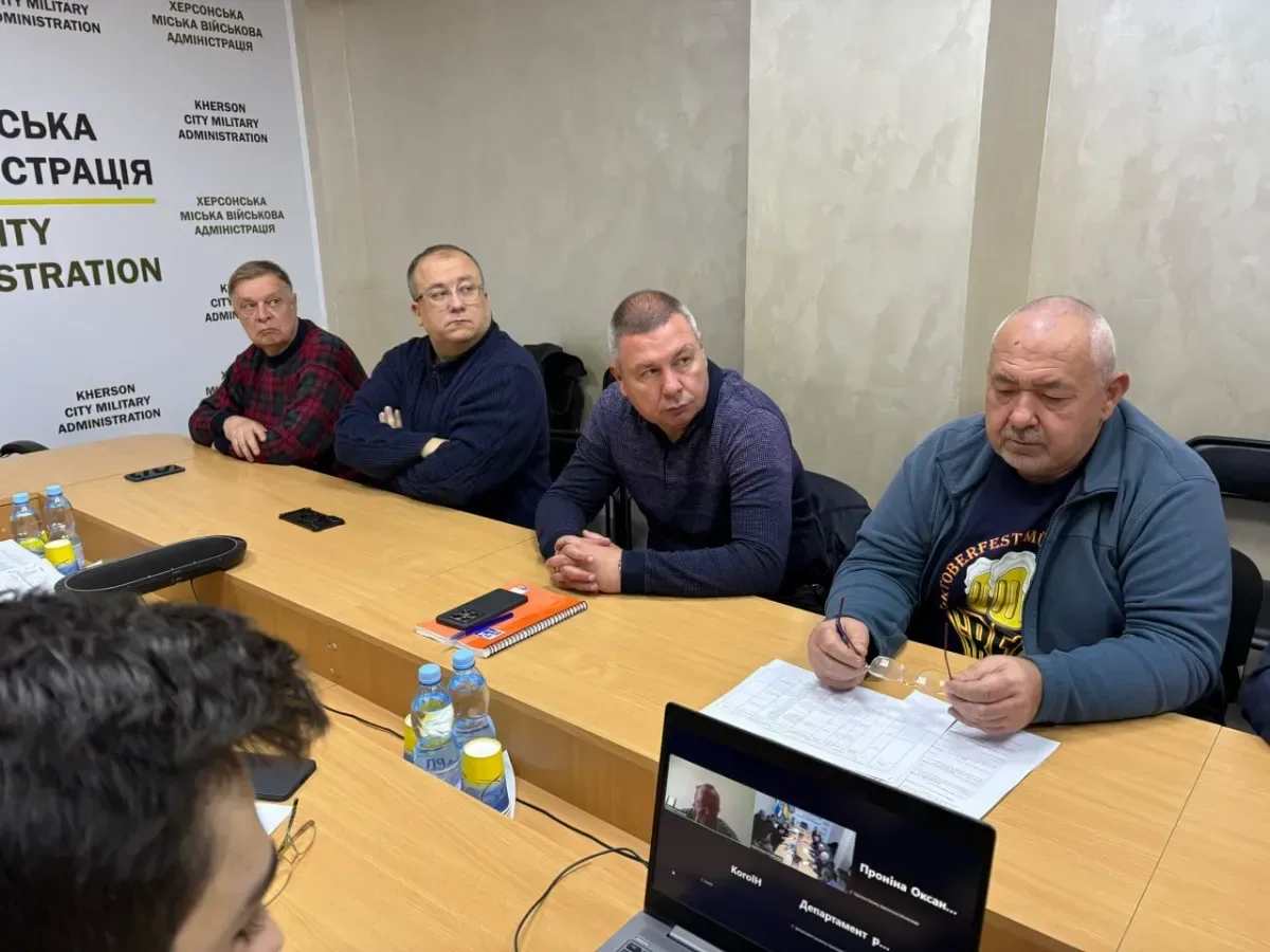 Робоча нарада щодо підготовки Херсона до опалювального сезону, обговорення модульних котелень та зарплат працівників ТЕЦ 1