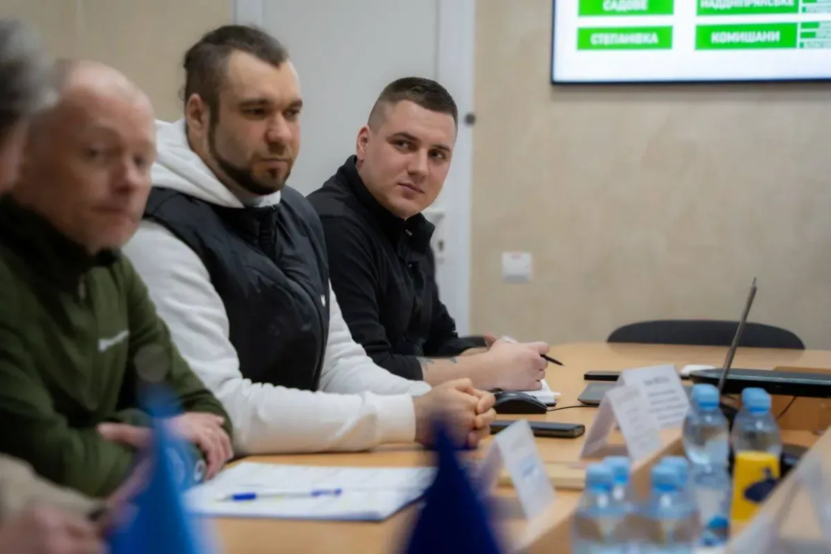 Місія ООН з прав людини зустрічається з посадовцями Херсона для документування впливу обстрілів на місто. 3