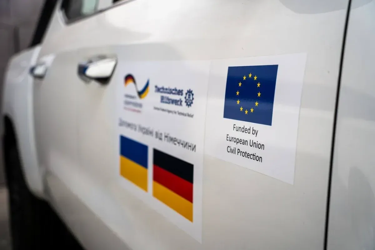 Херсон отримав 5 нових автомобілів від німецького THW. Вони посилять критичну інфраструктуру та допоможуть реагувати на обстріли. 2