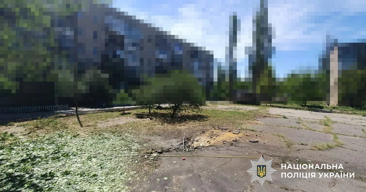 Пошкоджені будинки після обстрілів на Херсонщині, поліція фіксує наслідки російської агресії 3