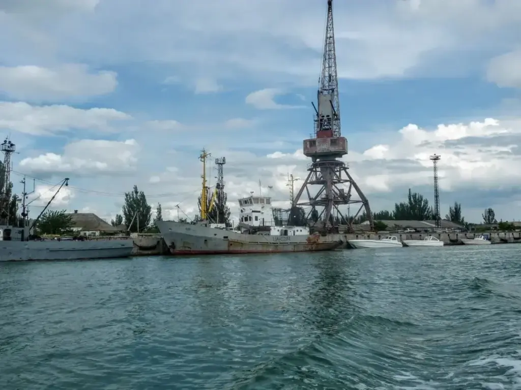 Окупанти перевели захоплені порти Херсонщини на бюджетне фінансування