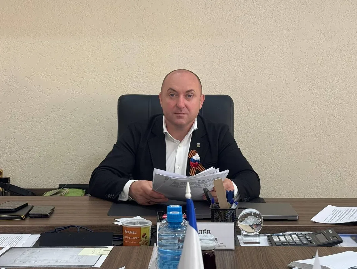 Російський юрист Олександр Баримов, партнер Медведчука, оплачував лікування херсонського депутата-колаборанта Юрія Ковальова в Москві. 1