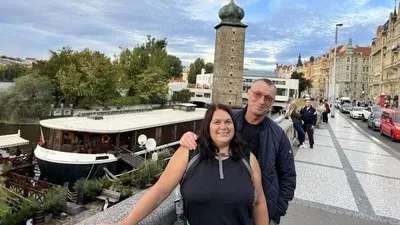 Алла Черній, переселенка з Херсона, у 59 років здобула нову професію монтажниці в Івано-Франківську. 2