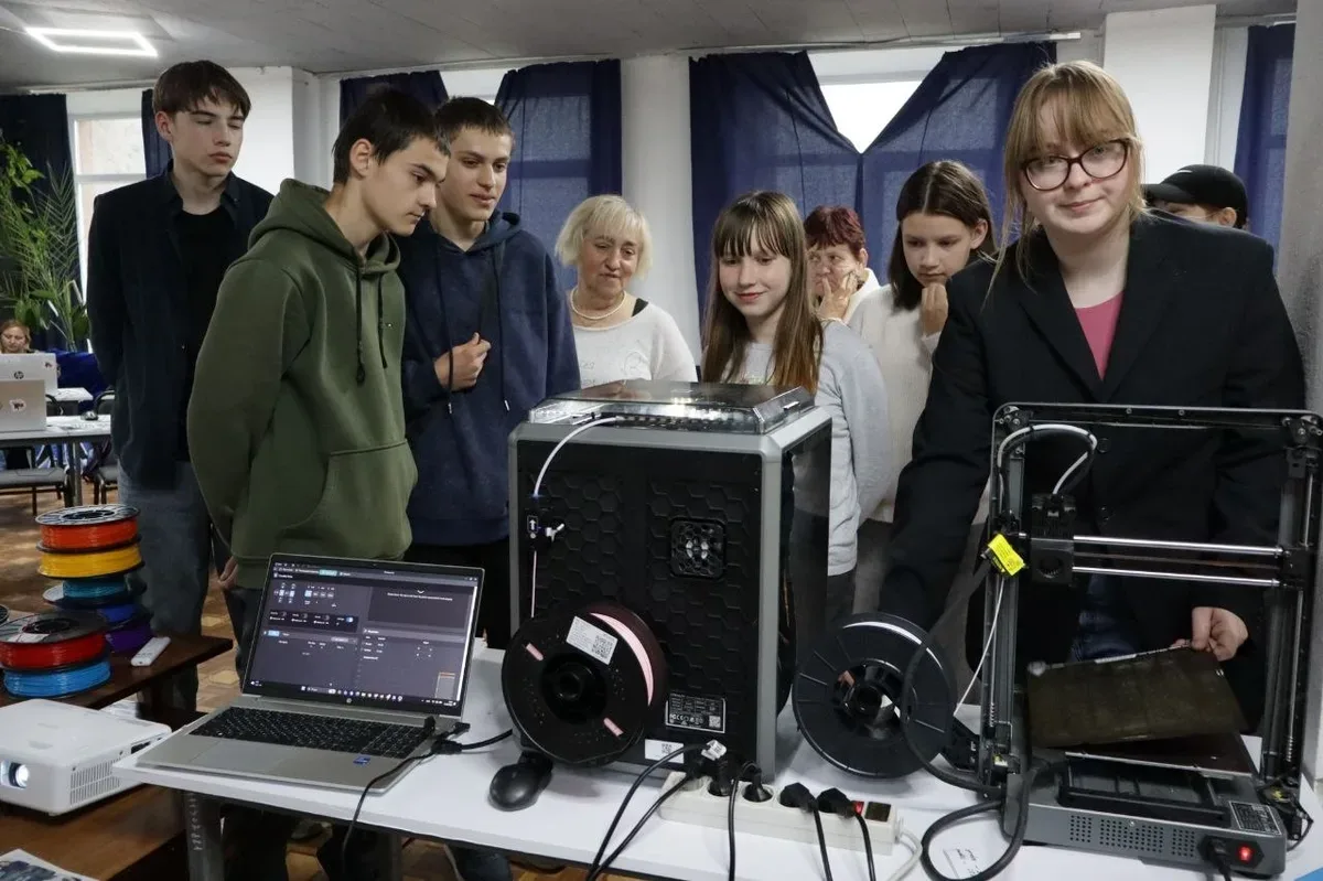 Діти-переселенці з Херсонщини на майстер-класі з 3D-моделювання від ХНТУ 4
