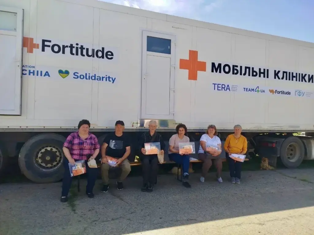 Понад 500 жителів Херсонщини отримали допомогу мобільної клініки «Fortitude»