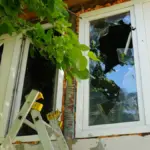 Наслідки обстрілу Комишан реактивною артилерією, руйнування, поранені люди