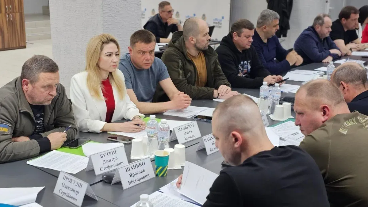 Засідання Ради оборони Херсонщини, де ухвалено рішення про евакуацію з Наддніпрянського та Молодіжного через погіршення безпеки 1