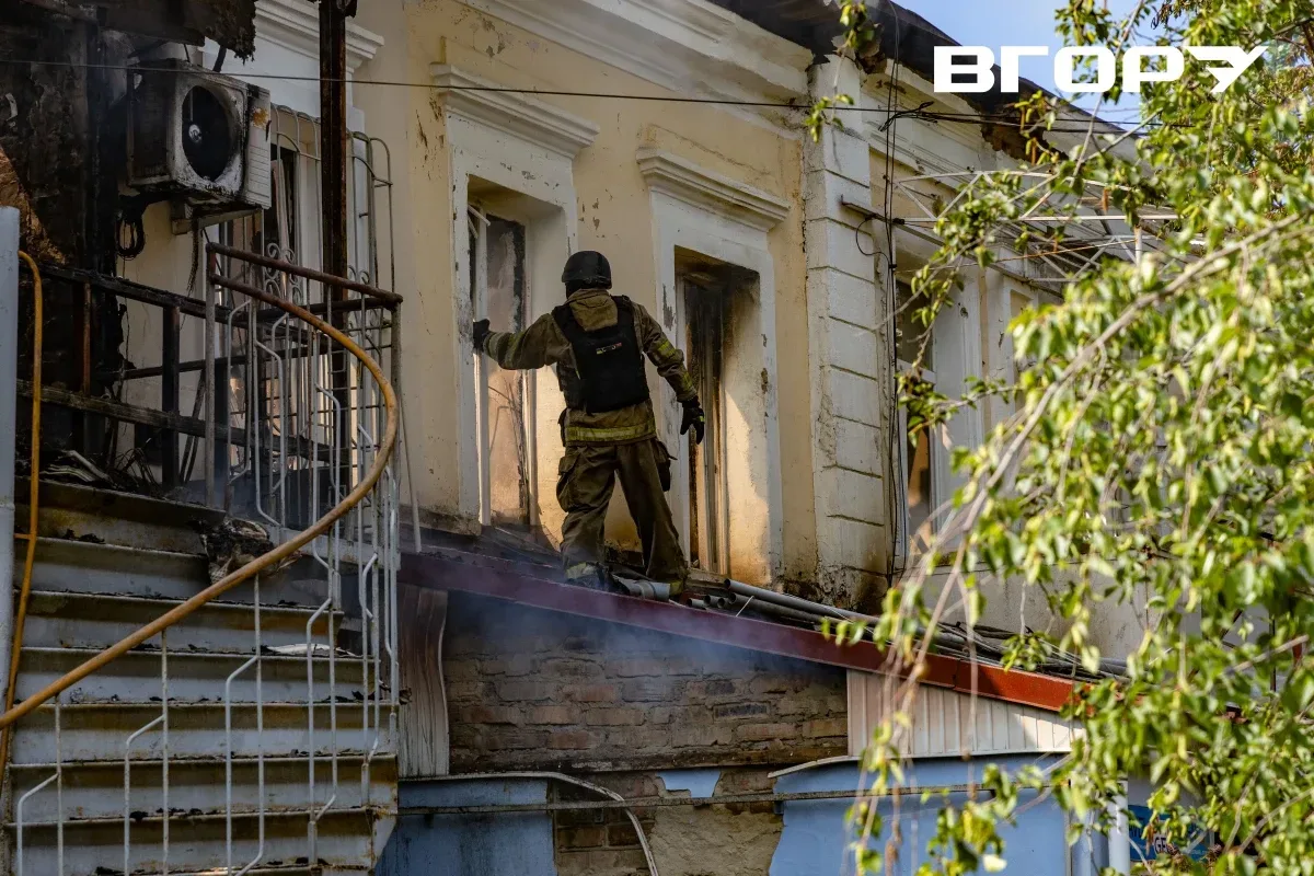 Наслідки російського обстрілу в Херсоні 16 травня, зруйновані та пошкоджені будівлі 7
