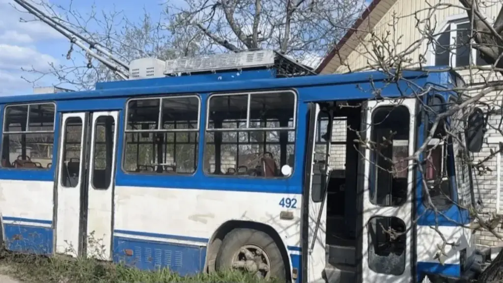 У Херсоні зупинили рух тролейбусів через безпекову ситуацію