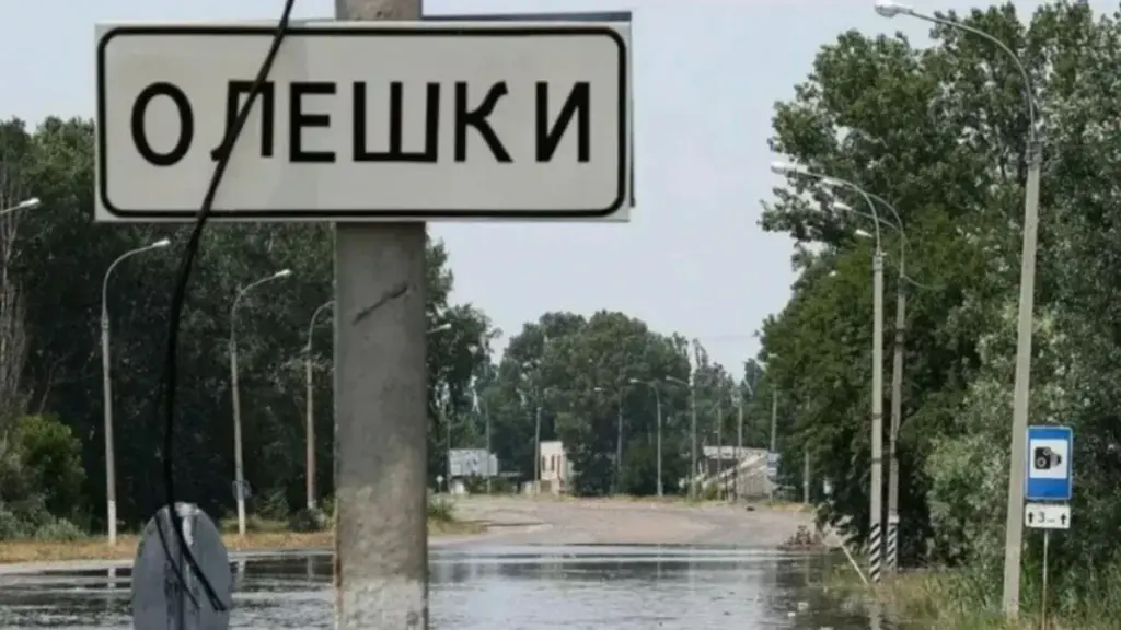 У тимчасово окупованих Олешках складна ситуація з похованнями та тілами російських військових