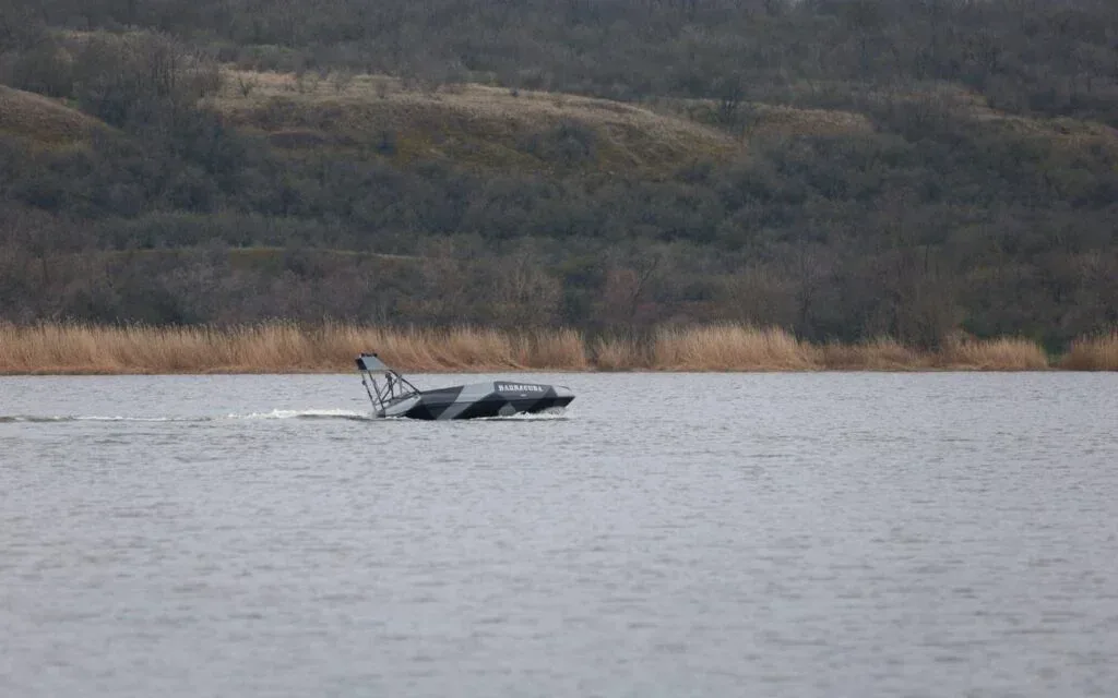 Морський дрон "Barracuda" атакує ворожий човен на Херсонщині 7