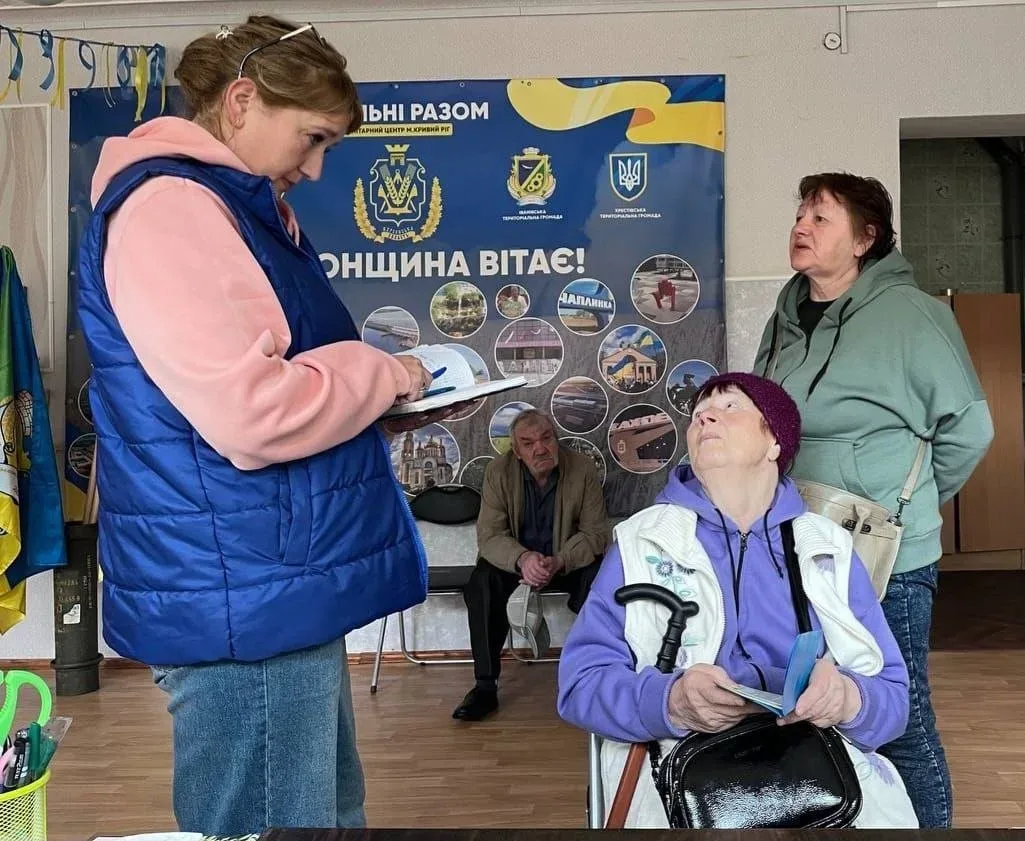 Видали майже 300 одиниць дитячого харчування переселенцям з Херсонщини