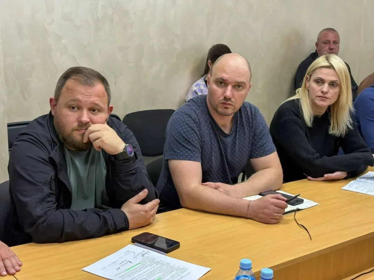Ярослав Шанько під час наради з представниками комунальних служб Херсона обговорює питання безпеки та координації роботи 1