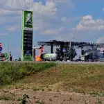 Наслідки російської атаки на АЗС в Чорнобаївці, де загинув чоловік