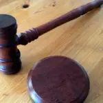 Депутата районної ради Херсона судитимуть заочно за колабораціонізм, створення підприємства РУС-ТОРГ.