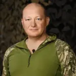 Колишній командувач морської піхоти Юрій Содоль на тлі військових дій на Херсонщині.