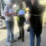 Символічне зображення корупції, порушення закону та судового процесу, пов'язаного з розтратою коштів
