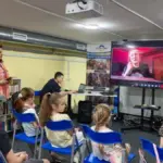 Еріка Ситник навчає вокальній майстерності вихованців Палацу культури в Херсоні