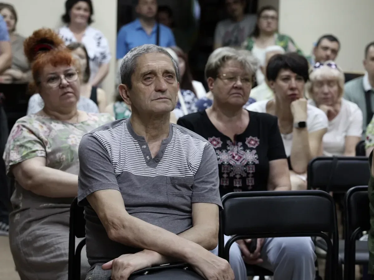 Показ фільму «Сліди» в Херсоні, режисерка Аліса Коваленко спілкується з глядачами 1