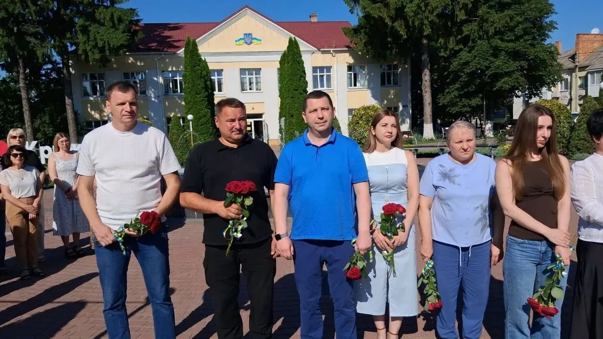 Представники Генічеської та Крижопільської громад обговорюють співпрацю та допомогу дітям та оборонцям 1