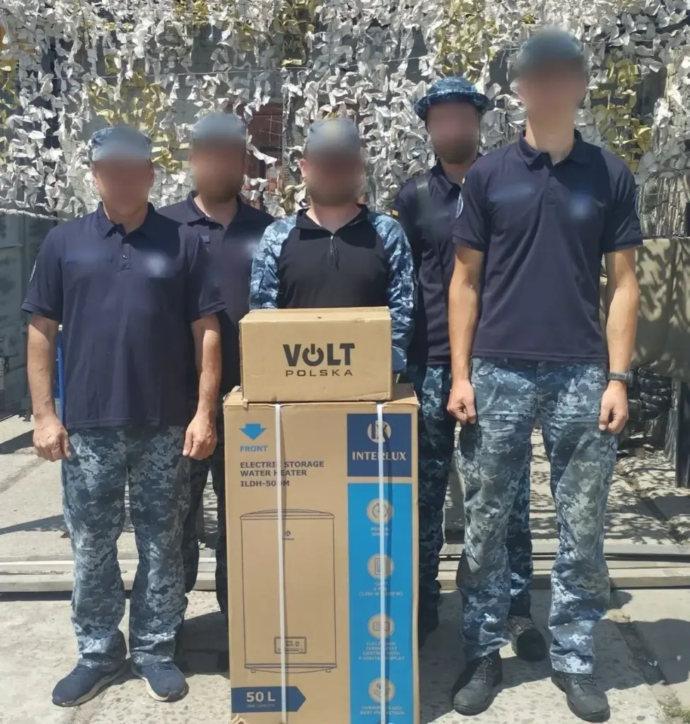 Голопристанська громада передала техніку та аптечки Силам оборони