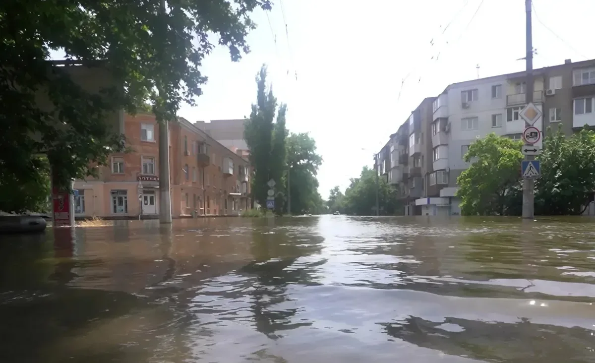 Зруйнована Каховська ГЕС після підриву російськими окупантами у 2023 році 7
