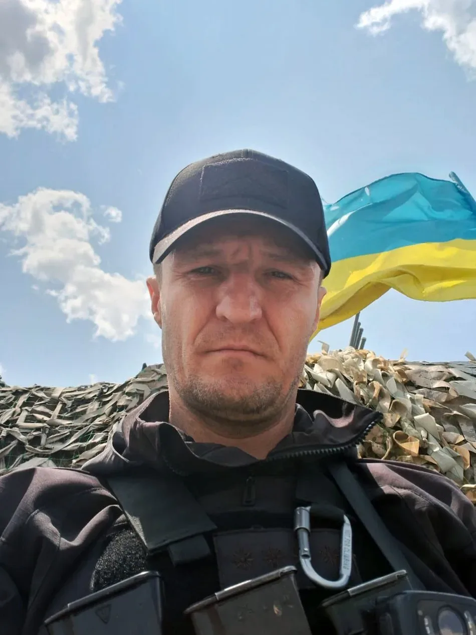 Капітан поліції Володимир Анедченко в однострої, вірить у повернення Херсонщини 6