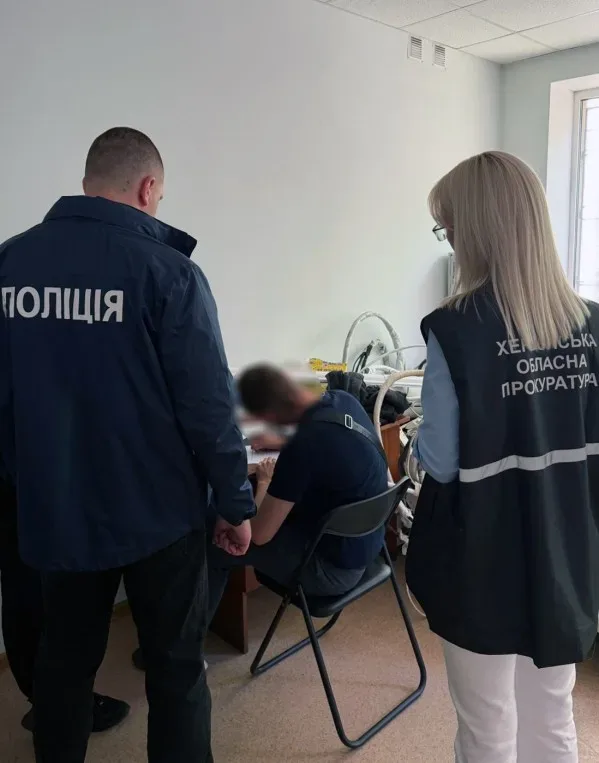 Керівнику фірми з Полтавщини повідомили про підозру у розкраданні 5,6 млн гривень на укритті в Херсоні