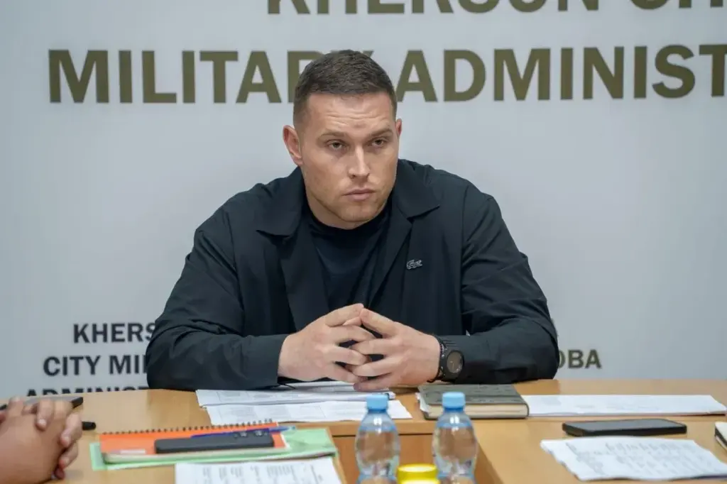 Херсон: Віталій Петрик обговорив підключення укриттів до інтернету