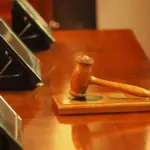 Жінка отримала довічне ув'язнення за державну зраду, наводячи російські удари по Херсону