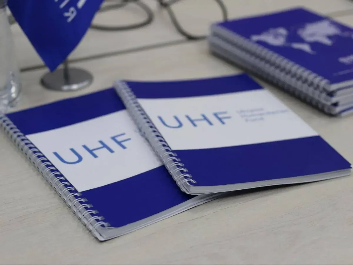 Представники Херсонської громади на зустрічі з МОМ у Миколаєві, обговорюють надання екстреної допомоги 1
