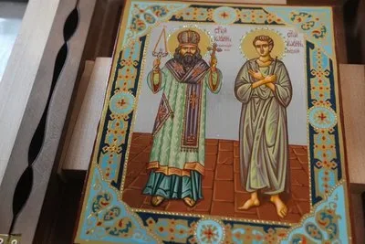 Херсонська іконописиця Наталія Шалапко працює над іконою 2