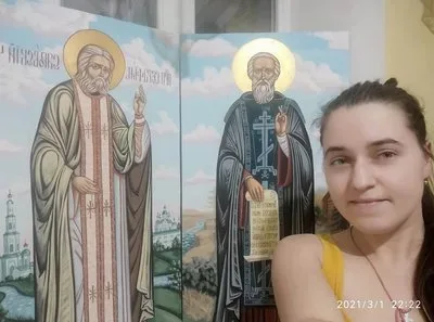 Херсонська іконописиця Наталія Шалапко працює над іконою 3
