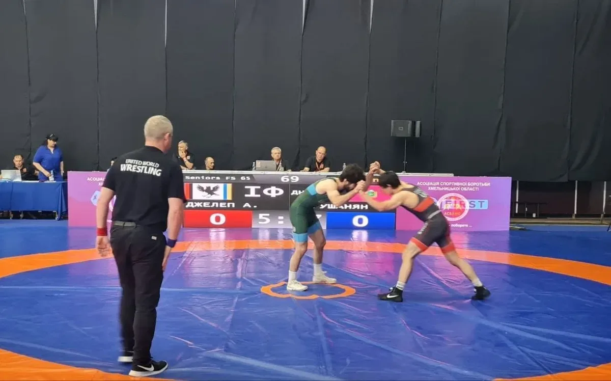 Херсонські борці Владислав Яцковський та Ерік Арушанян на Чемпіонаті України з вільної боротьби 4