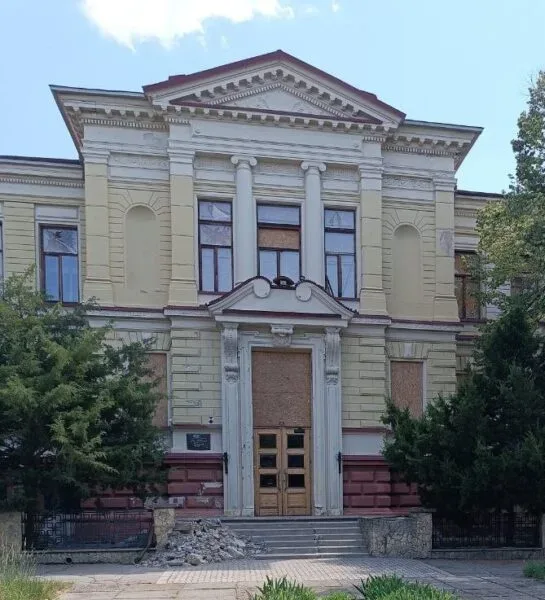 Херсонський краєзнавчий музей просить про допомогу для відновлення після руйнувань