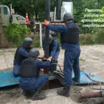 Працівники Херсонського водоканалу усувають витоки на водопровідних мережах