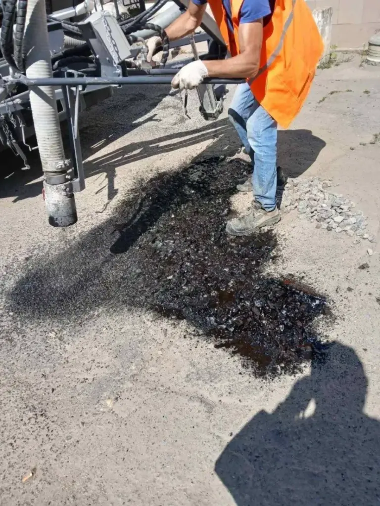 КП «Міське дорожнє управління» відремонтувало дороги та встановило габіони у Херсоні