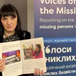 Журналістка Марина Савченко з Херсона, яка розповідає про зниклих безвісти в Кринках, отримує нагороду