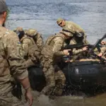Морські піхотинці 40-ї бригади проходять підготовку до боїв на воді та островах у Херсонській області 6