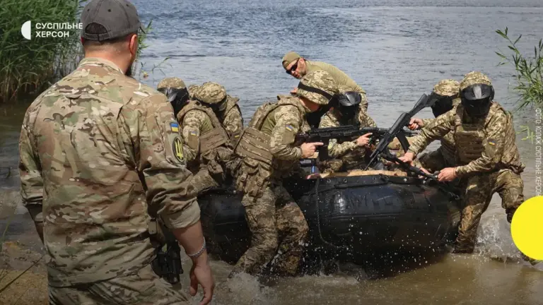Морські піхотинці 40-ї бригади проходять підготовку до боїв на воді та островах у Херсонській області 6