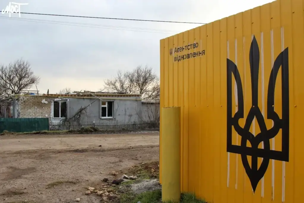На відбудові Посад-Покровського розікрали майже 2 мільйони гривень
