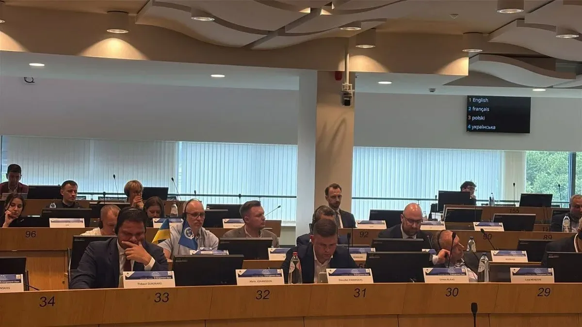 Віталій Немерець обговорює питання децентралізації України та повоєнного відновлення Херсонщини у Брюсселі 3