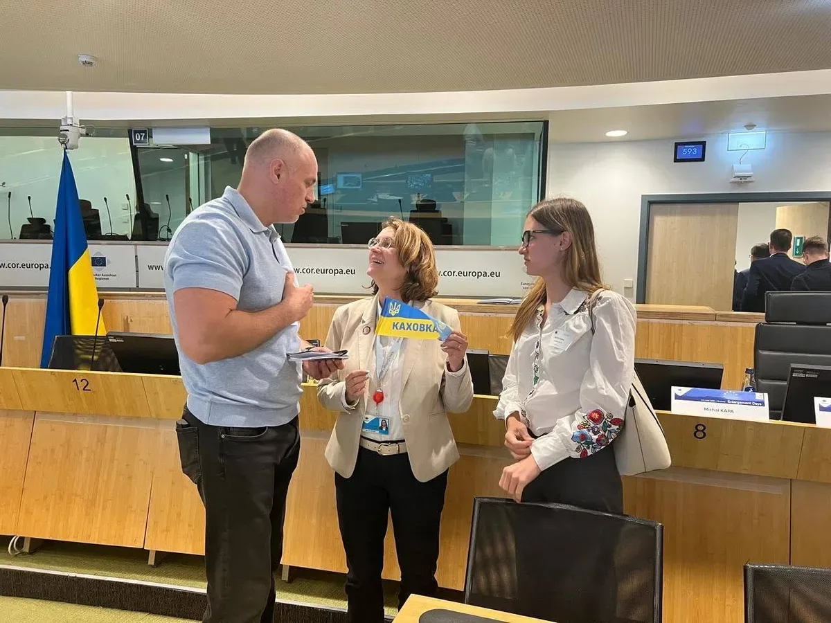 Віталій Немерець обговорює питання децентралізації України та повоєнного відновлення Херсонщини у Брюсселі 4