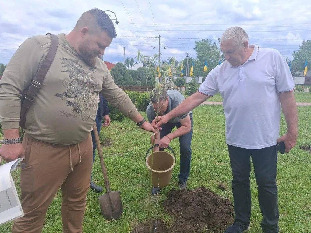 Нововоронцовська громада передає легкові автомобілі Черкащині на знак вдячності за підтримку 4