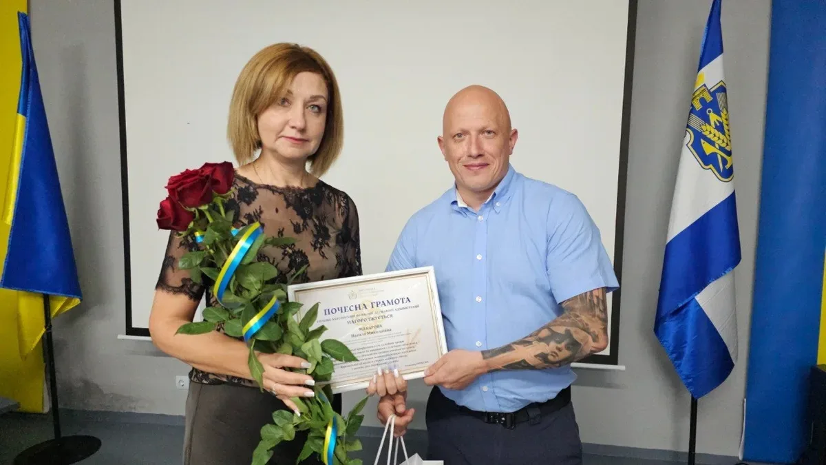 Учасники наради Держпродспоживслужби та представники Херсонської ОВА обговорюють роботу в умовах війни. 6