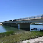 Російські окупанти використовують понтонні переправи на Арабатській стрілці для зміни логістики.