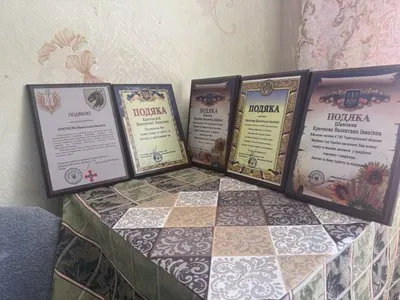 Валентина Крючкова, переселенка з Берислава, яка збирає кошти на потреби ЗСУ. 1