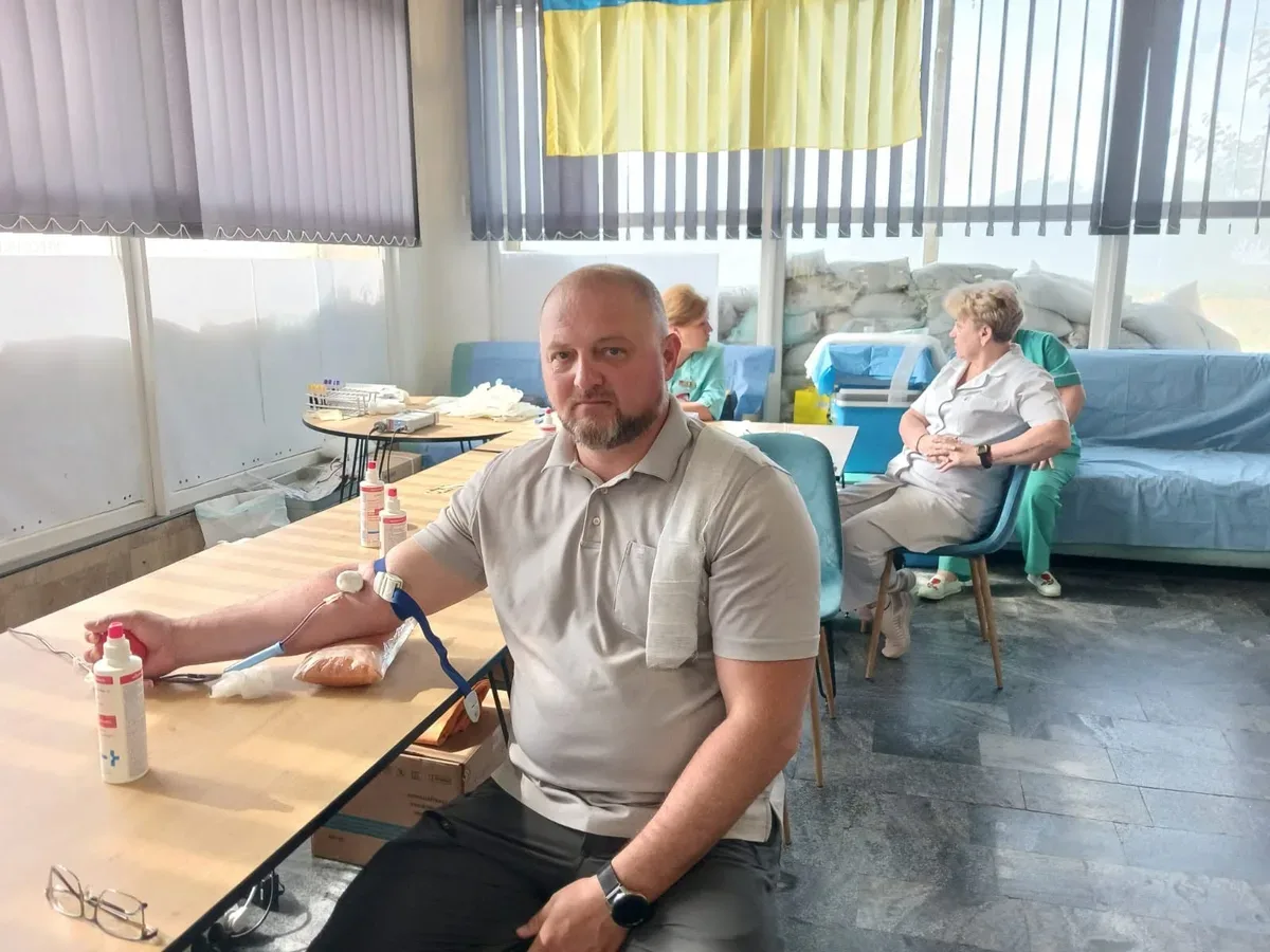 Переселенці з Херсонщини здають кров у Миколаєві 2